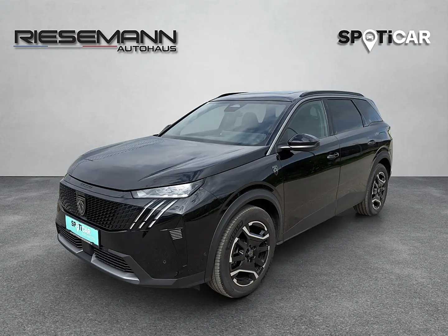 Peugeot 5008 GT PHEV 195 e-DCS7 Aut. Schwarz - 1