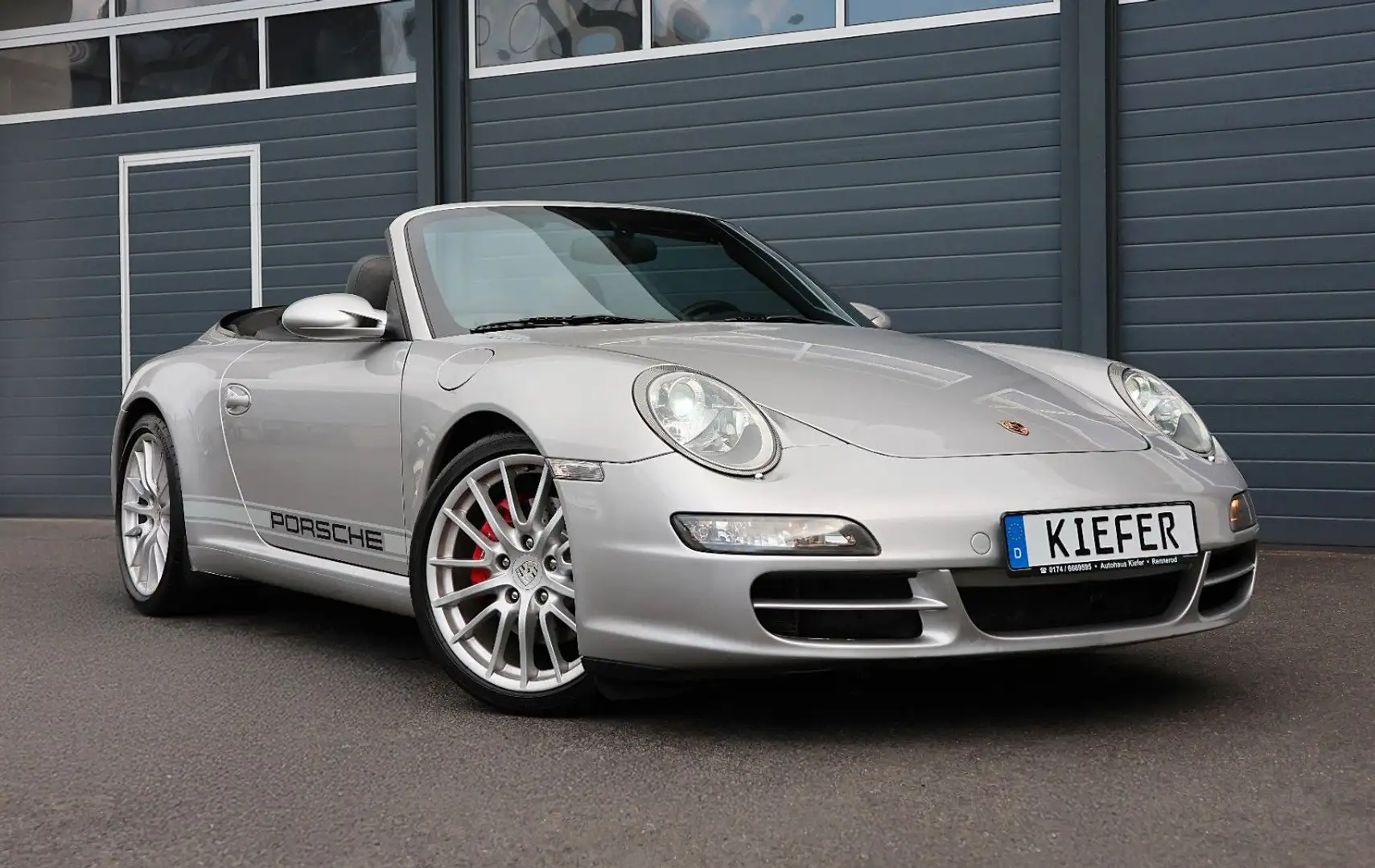 Porsche 997 911 Carrera S Cabrio 3.8L/BOSE/SHZ/CarPlay/XENON Silber - 1