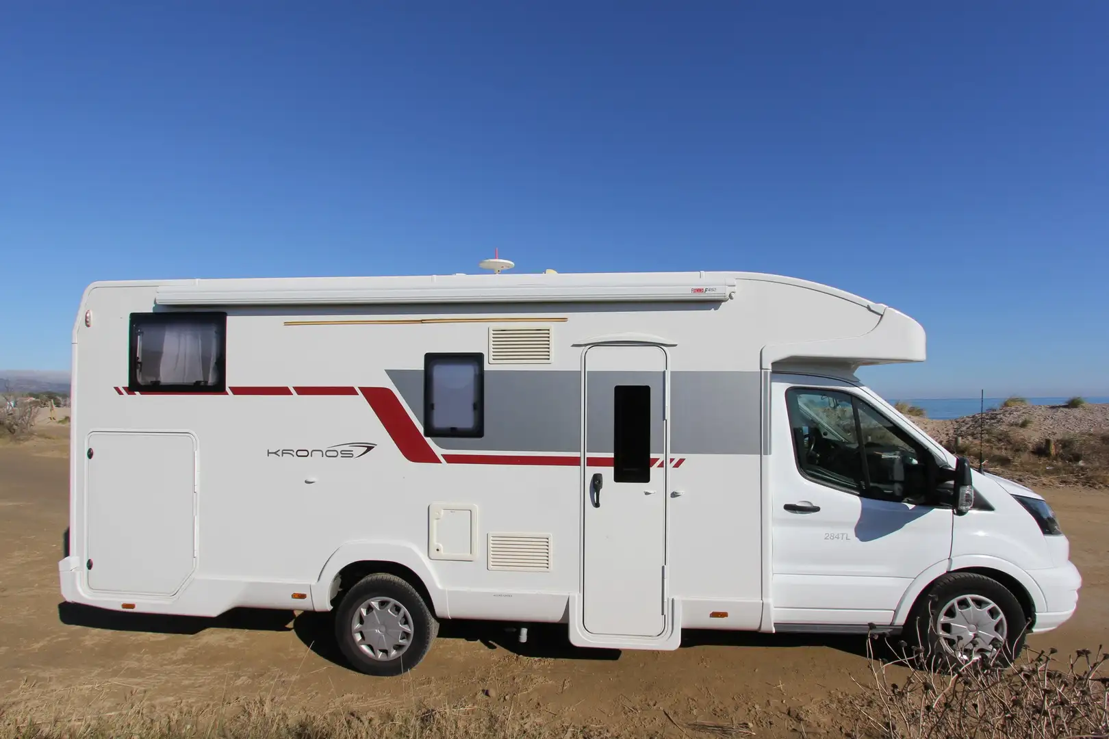Ford campingcar Blanco - 1