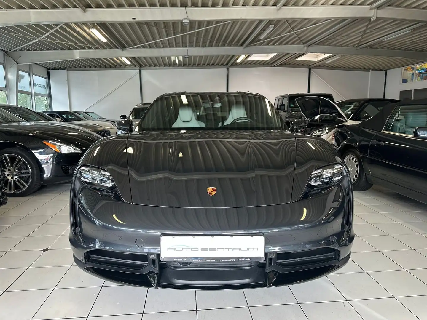 Porsche Taycan Turbo 4 Cross Turismo/Chrono/Sound/MIETKAUF!! Grau - 2