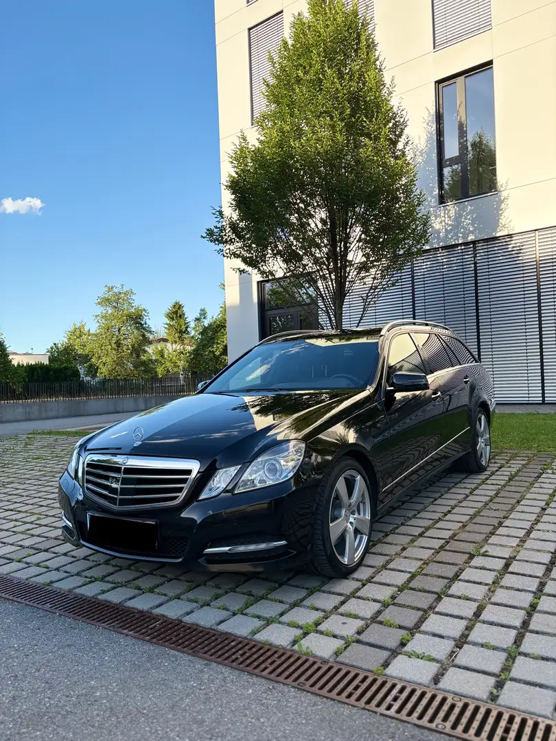 Mercedes-Benz E 350 T Avantgarde 4MATIC CDI Aut. Schwarz - 2