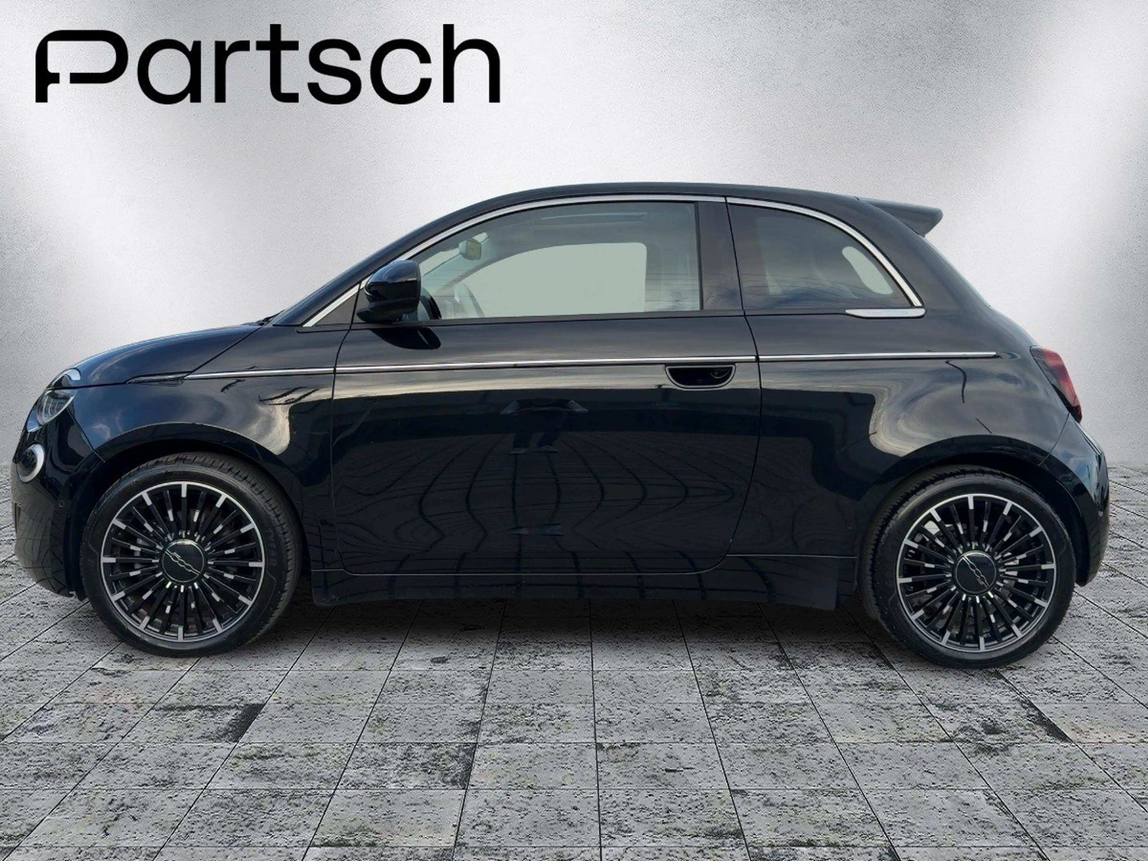 Fiat 500 BEV 42 kWh La Prima byBocelli AUT — photo 3
