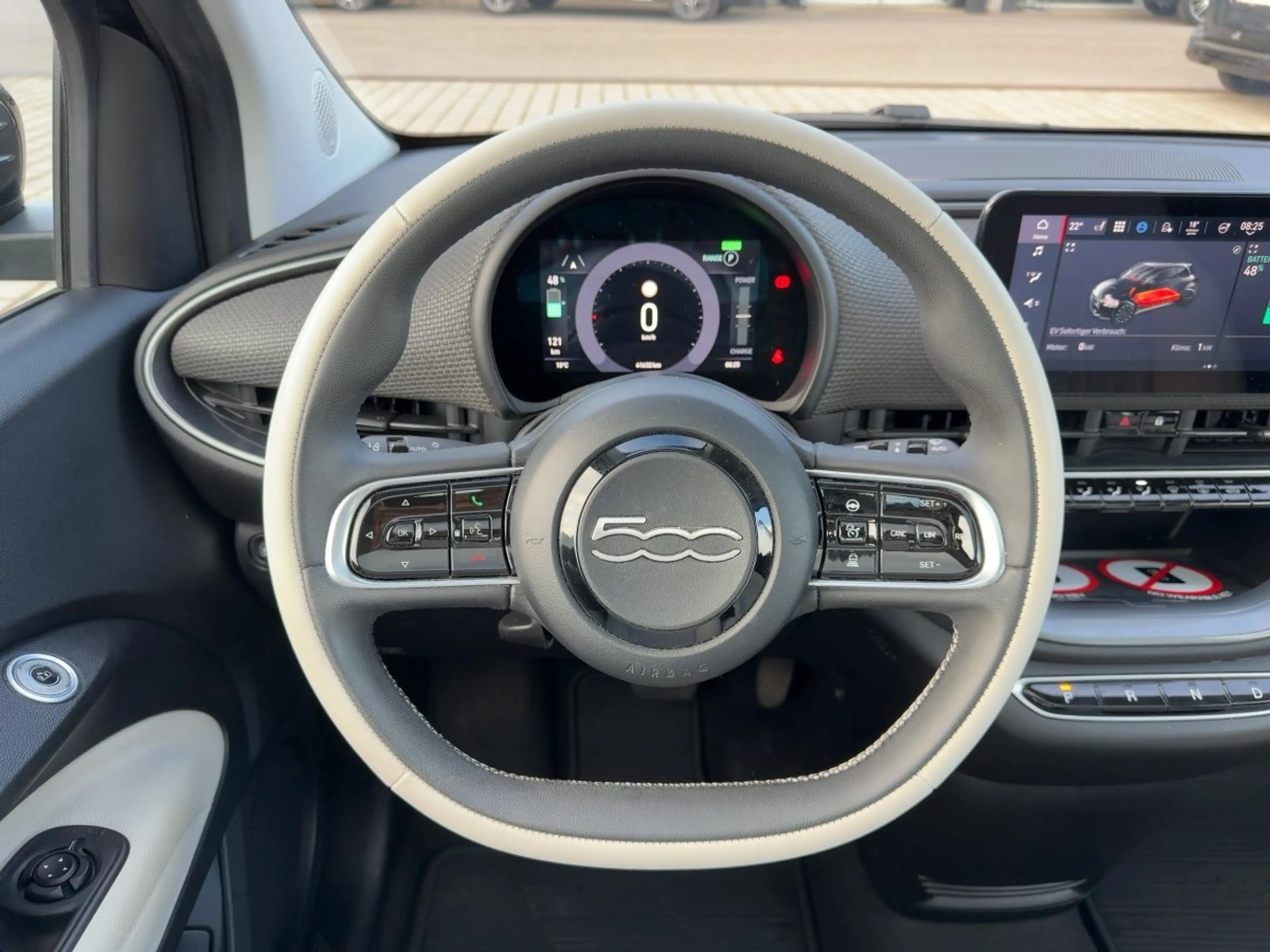 Fiat 500 BEV 42 kWh La Prima byBocelli AUT — photo 10
