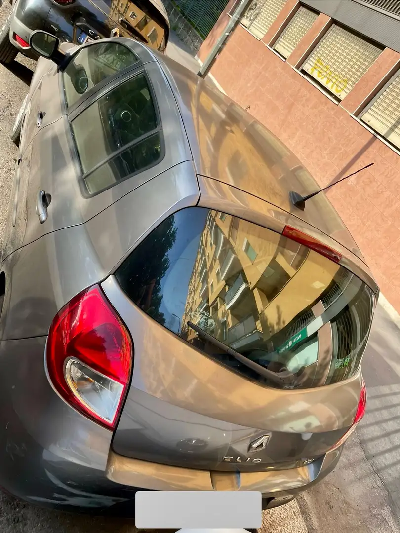 Renault Clio Clio III 2009 5p 1.5 dci Live! 90cv Argento - 2