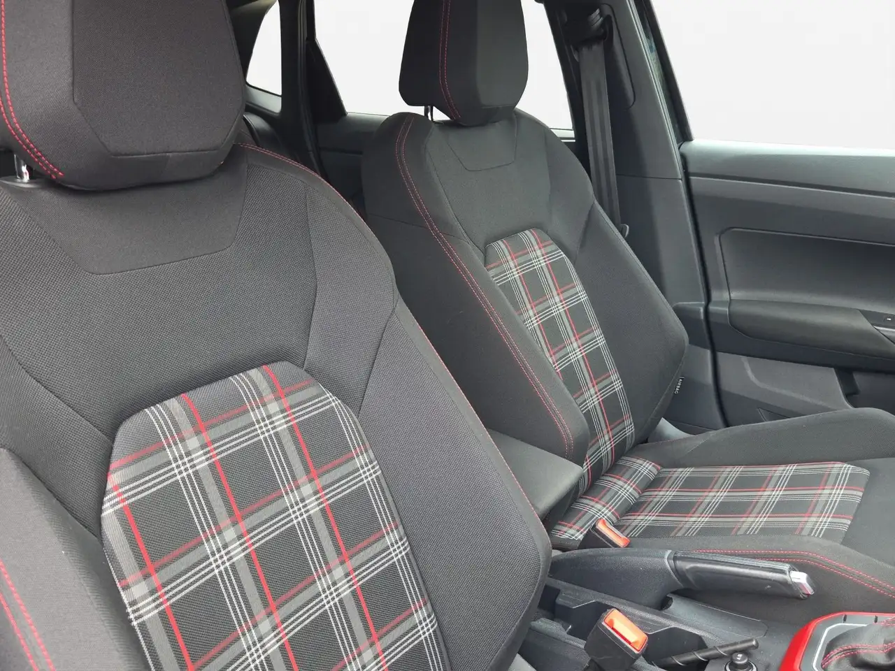 Volkswagen Polo 2.0 DSG Navi*LED*Start-Stop*DAB+*SHZ*, миниатюра 6