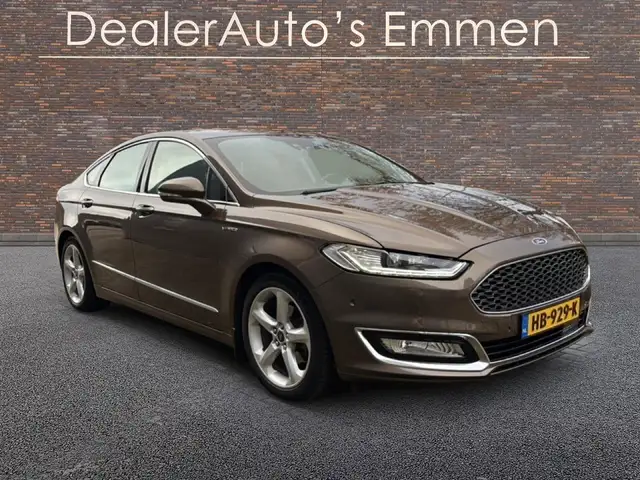Ford Mondeo 2.0 TDCi Vignale LEDER XENON NW.RIEM