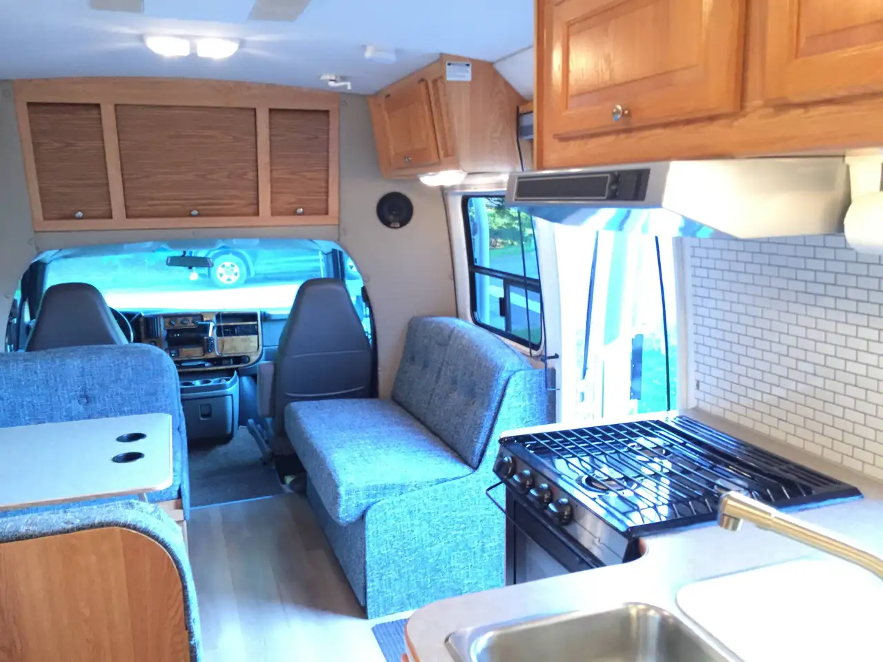 Chevrolet Express 3500 photo Chevrolet Express 3500