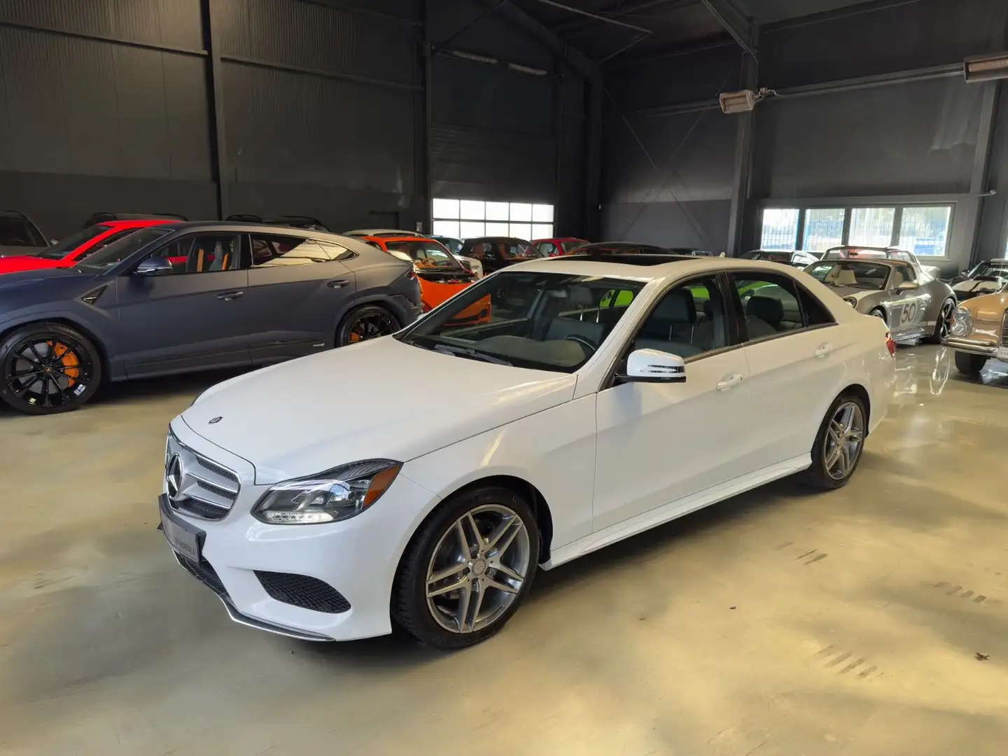 Mercedes-Benz E 350 CGI 4Matic AMG-SPORT/LEDER/NAVI/GLASDACH Blanc - 1