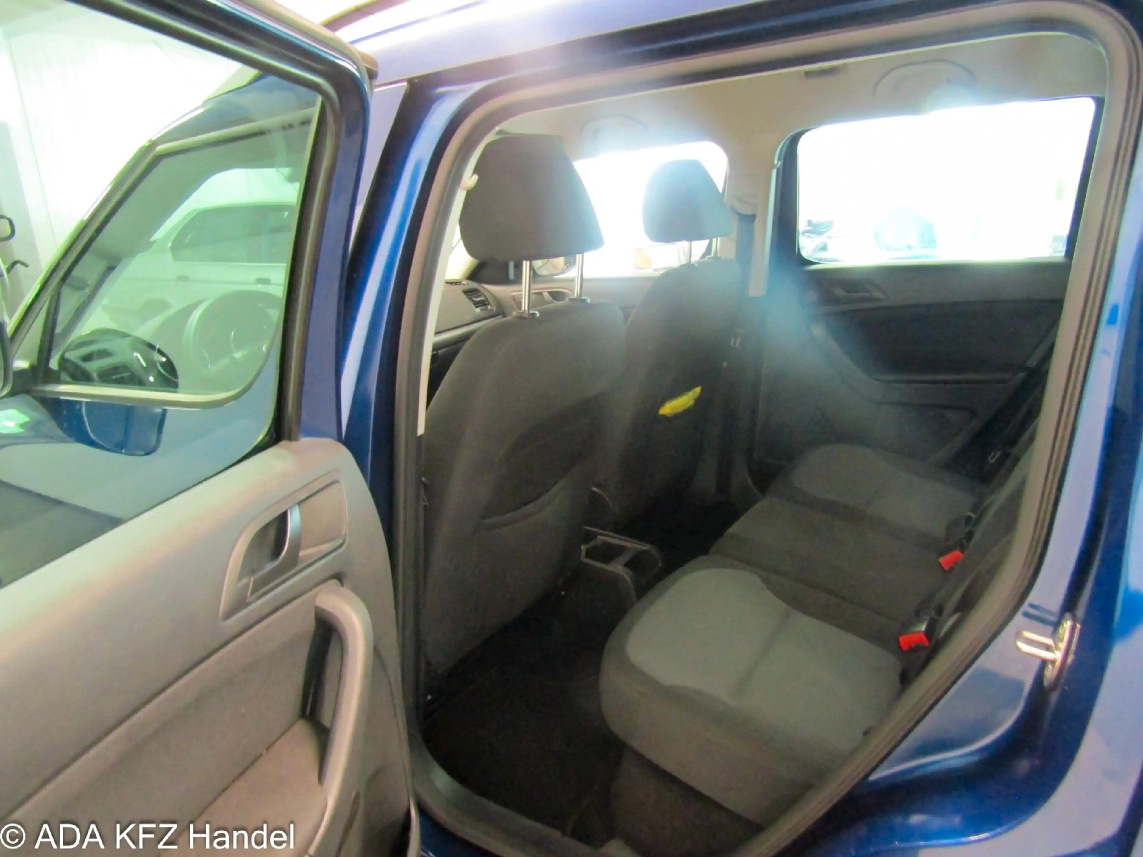 Skoda Yeti Active Plus Edition,Navi,Kamera,HU&AU Neu — photo 12