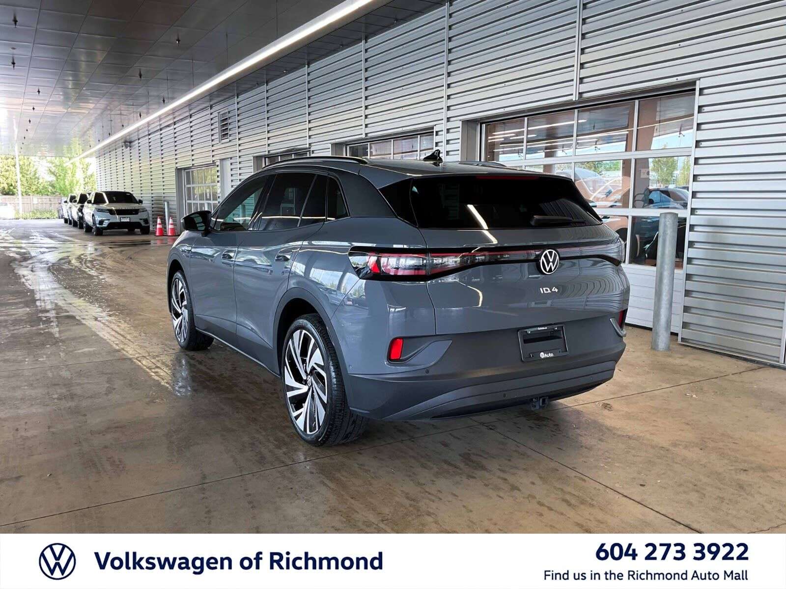 2025 Volkswagen ID.4 Pro | Sunroof | Navigation | Bluetooth | Heated Se — снимка 1