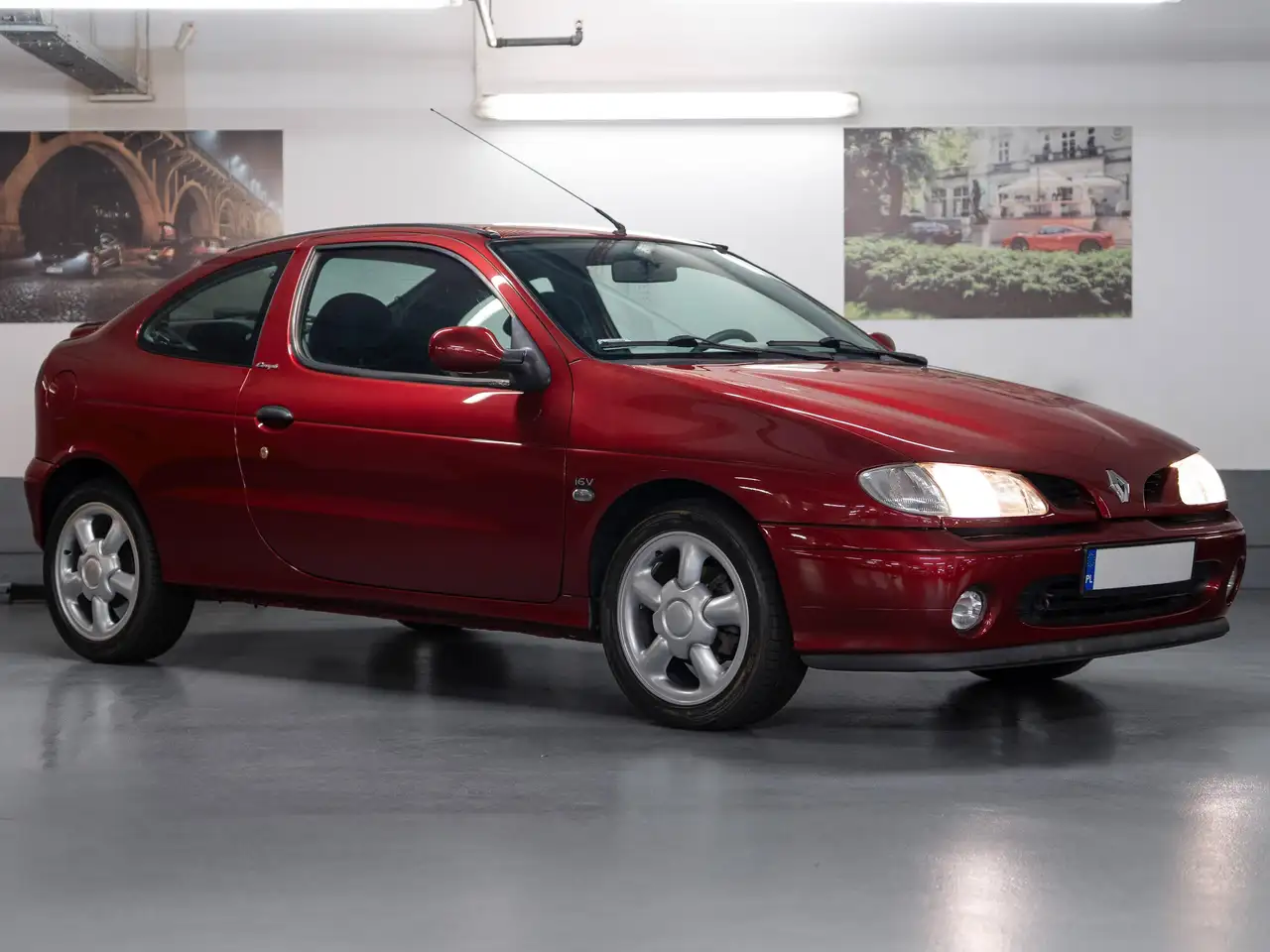 Renault Megane Coach 2.0 16V, foto 1