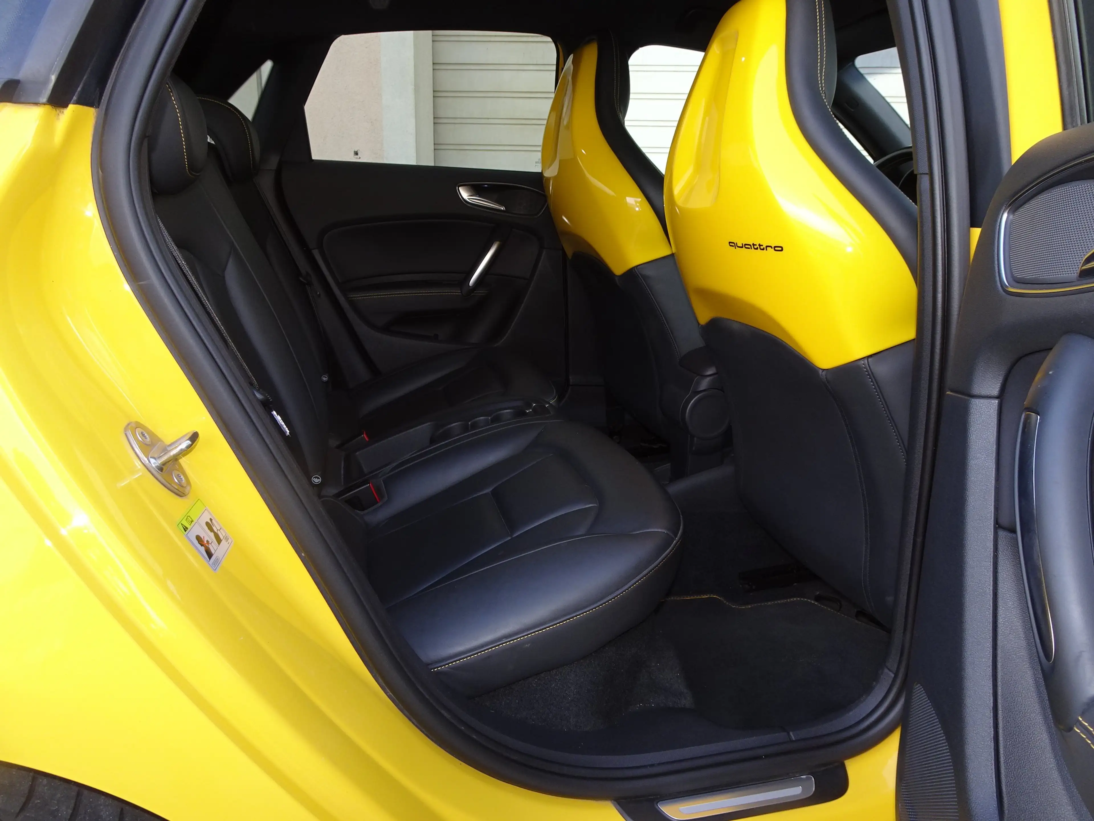 Audi S1 2.0 TFSI quattro — photo 10