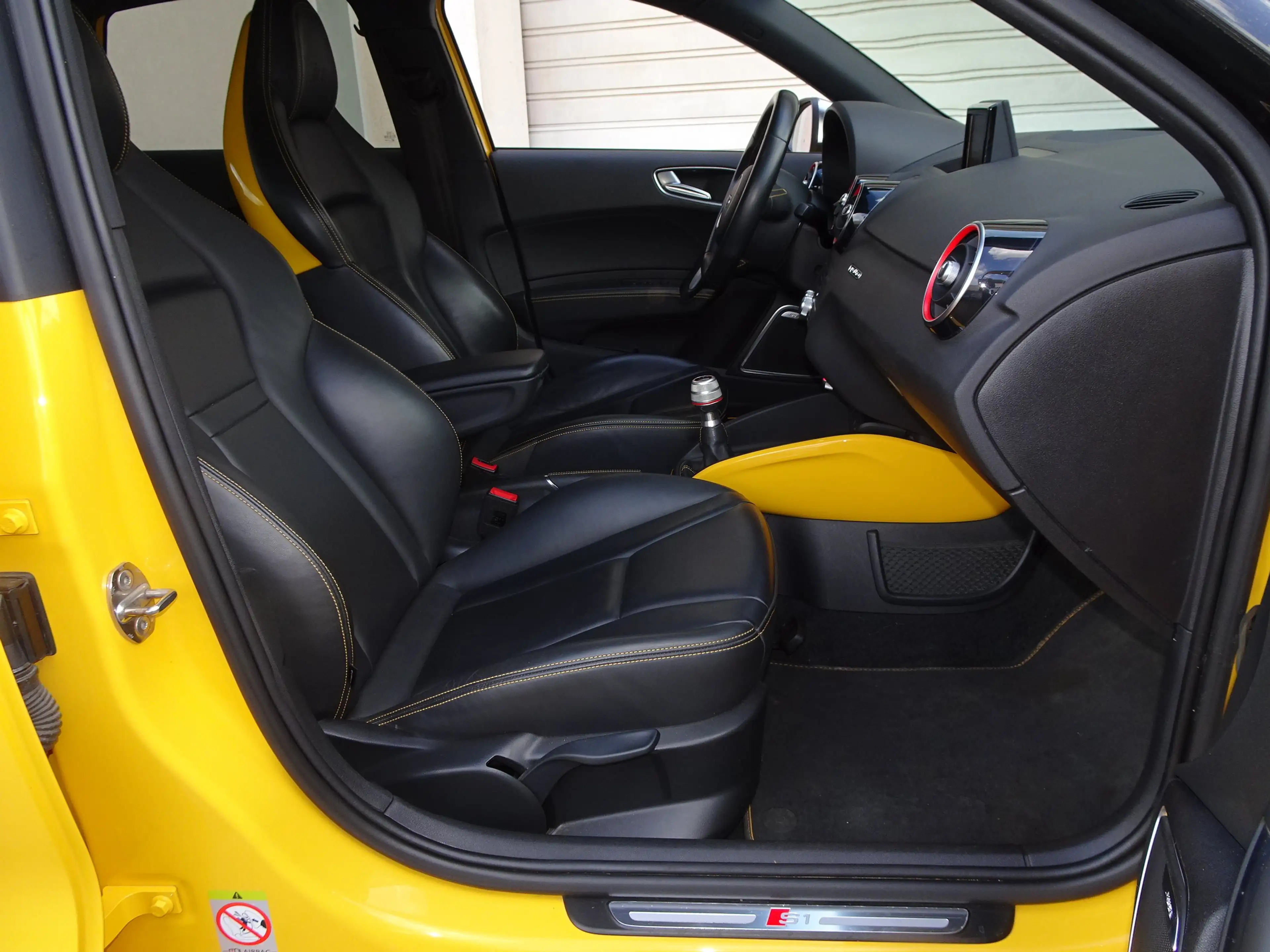 Audi S1 2.0 TFSI quattro — photo 9