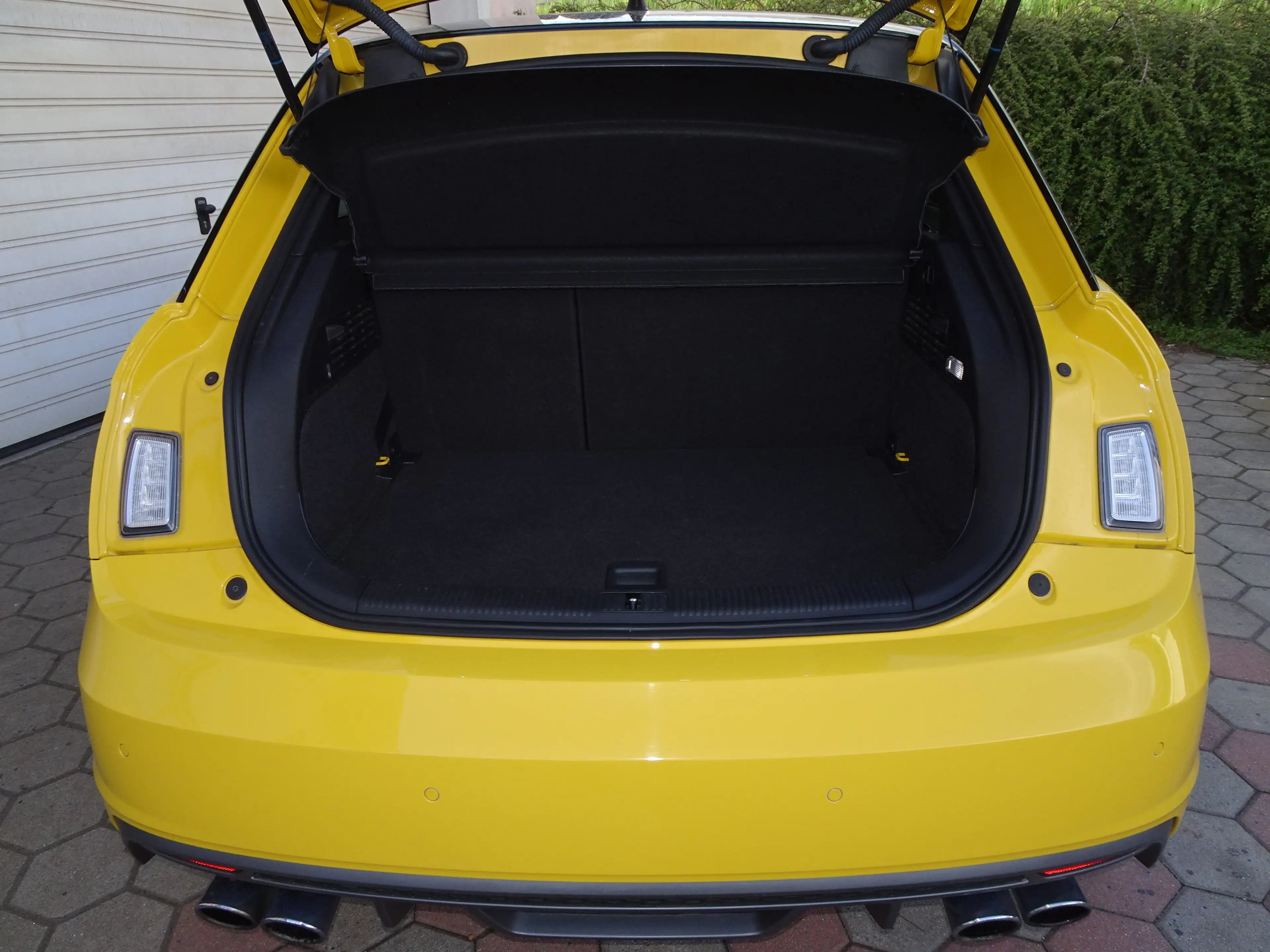 Audi S1 2.0 TFSI quattro — photo 15