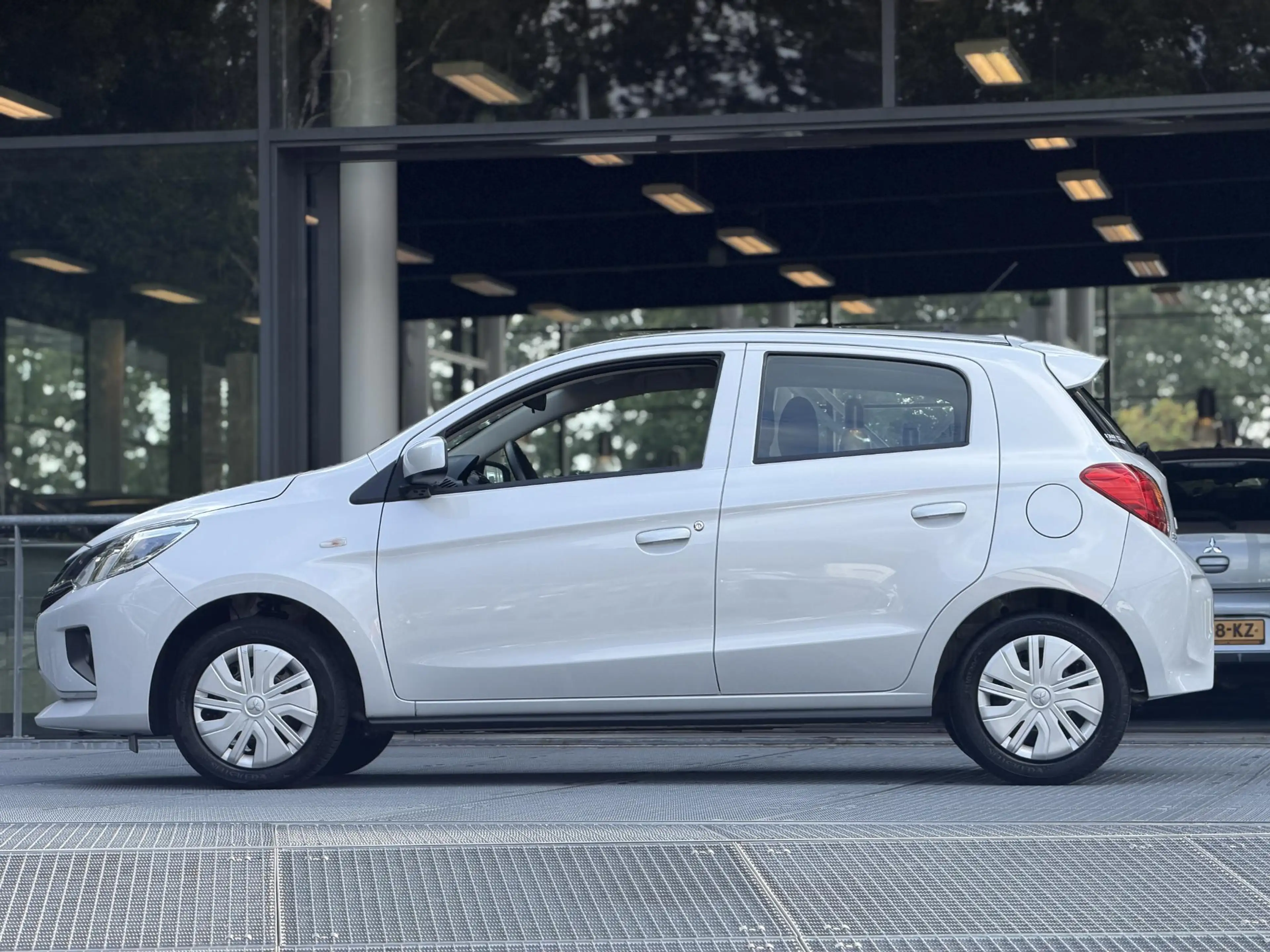 Mitsubishi Space Star 1.2 Connect+ | Navigatie via CarPlay / Android | A — photo 13