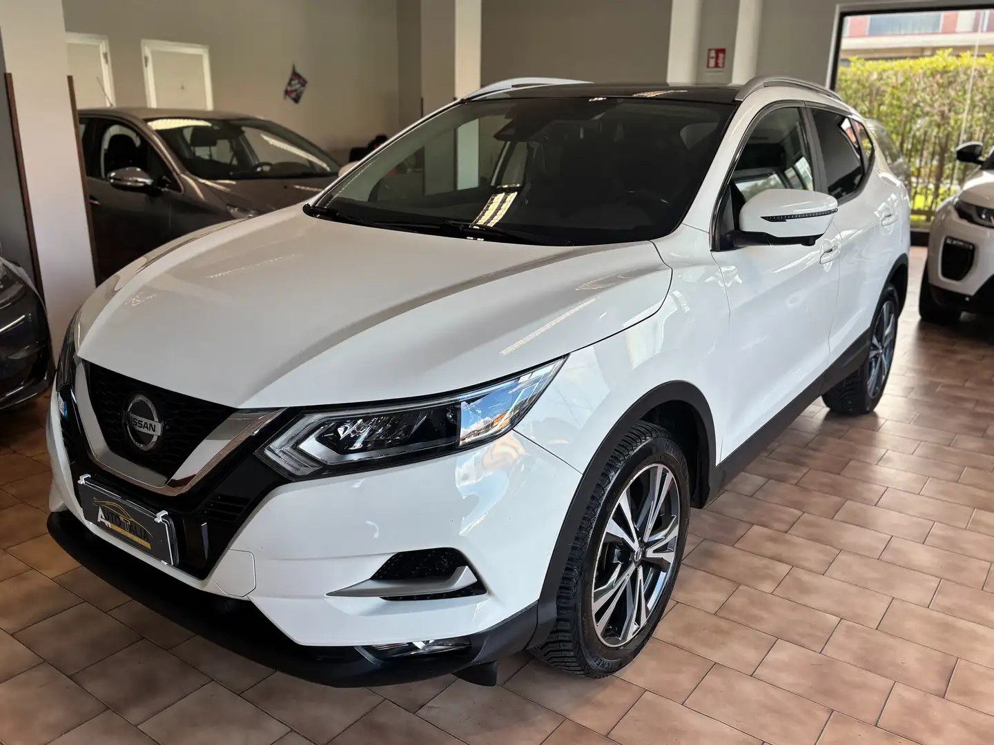 Nissan Qashqai 1.2 dig-t N-Connecta 115cv*TAGLIANDI CERTIFICATI * Weiß - 1