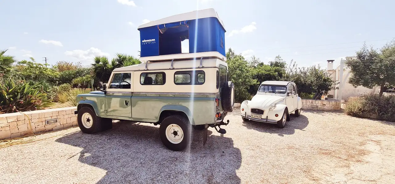 Land Rover Defender 110 2.5 Hard Top, foto 3