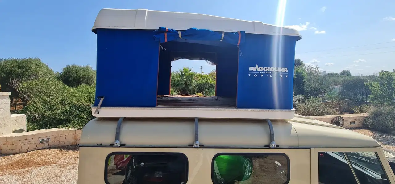Land Rover Defender 110 2.5 Hard Top, foto 5