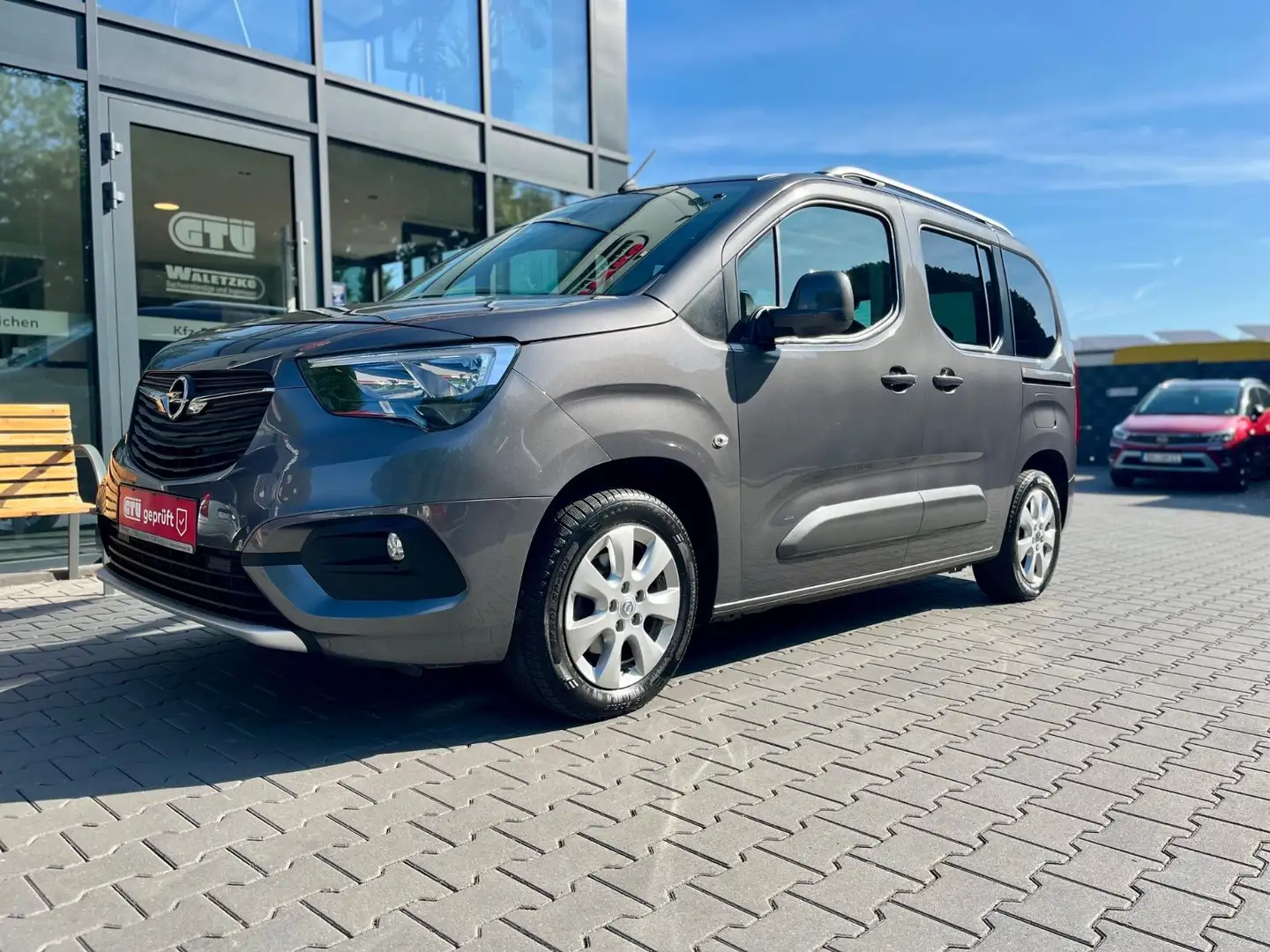 Opel Combo Life E Innovation Navi kamera AHK SHZ Pano Grau - 2