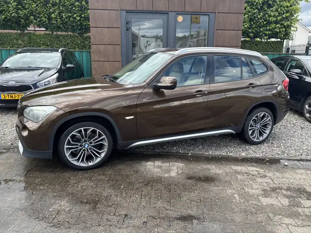 BMW X1 view 3