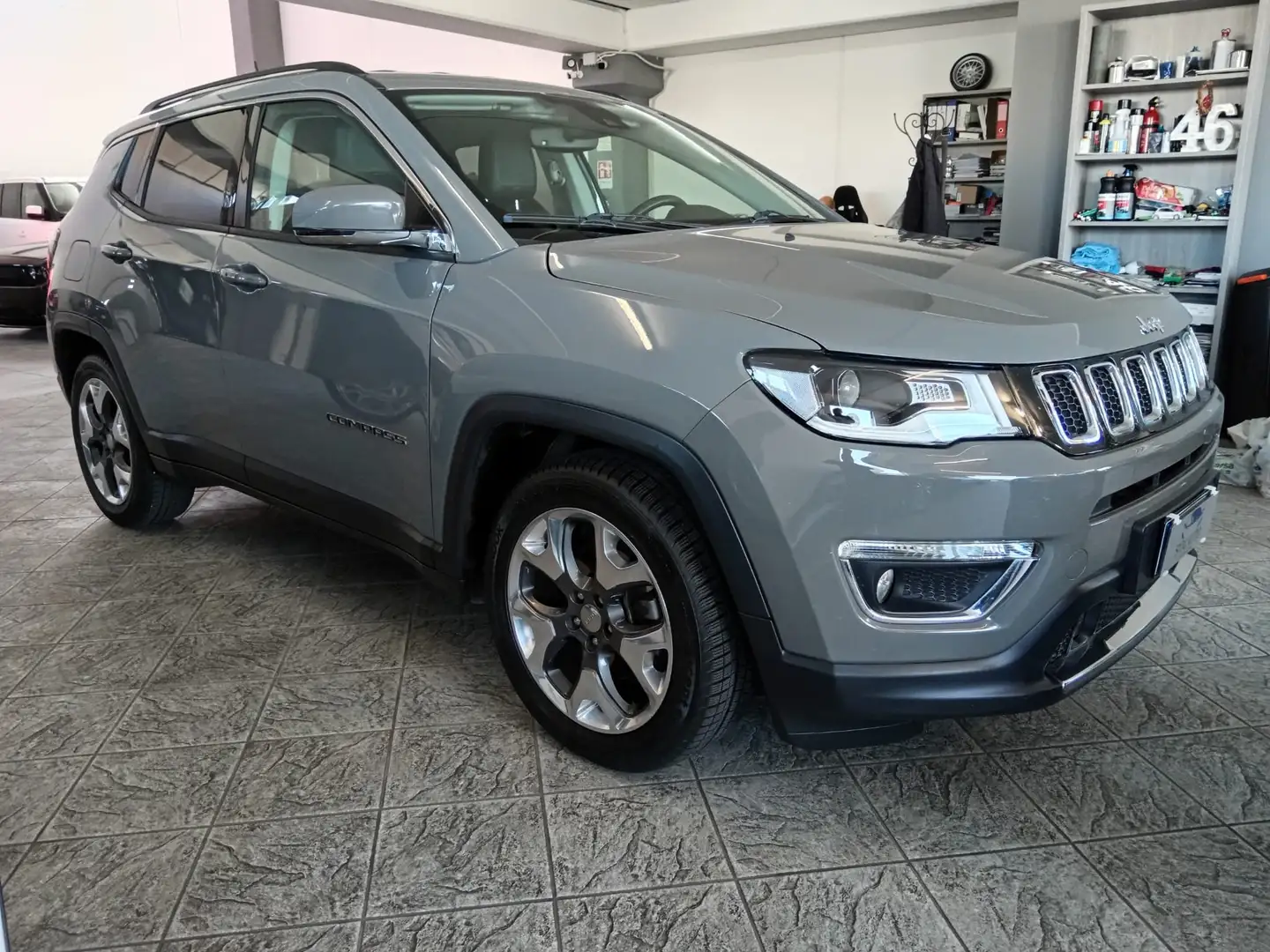 Jeep Compass Compass II 2017 1.6 mjt Limited 2wd 120cv my19 Grigio - 1