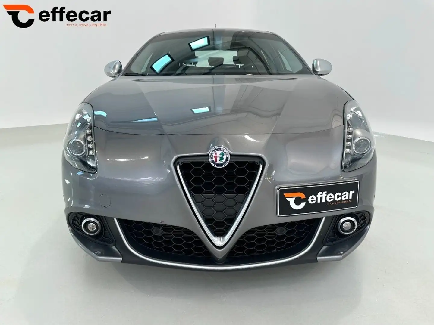 Alfa Romeo Giulietta 1.6 JTDm 120 CV Szary - 2