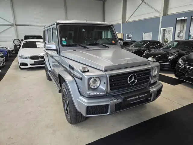 Mercedes-Benz G 500 view 6