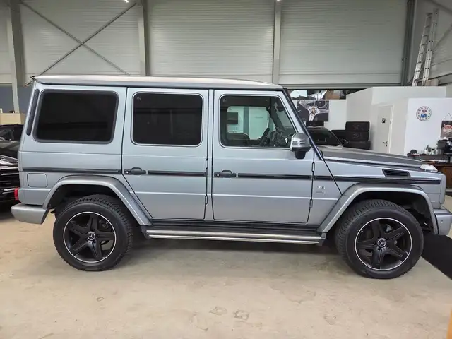 Mercedes-Benz G 500 view 9