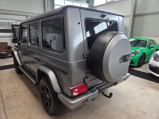 Mercedes-Benz G 500 view 13