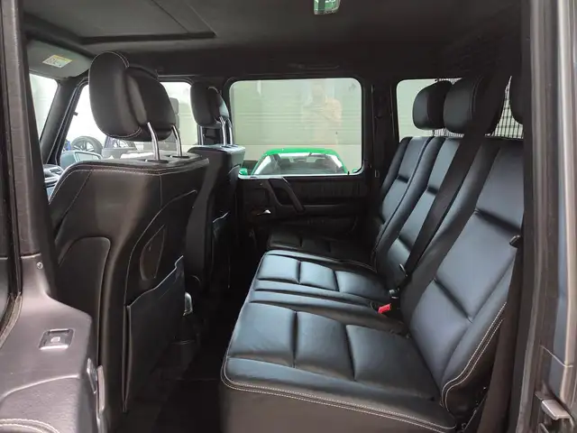 Mercedes-Benz G 500 view 26
