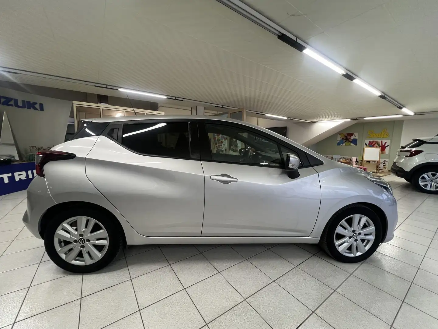 Nissan Micra IG-T 100 5 porte Acenta Argento - 2