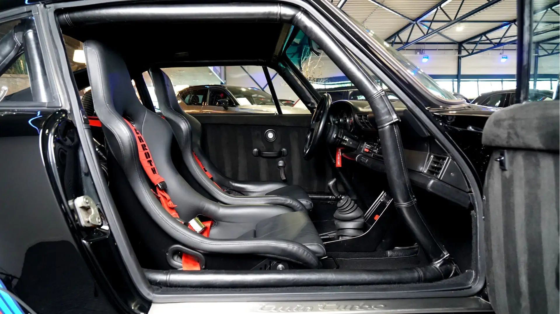 Porsche 930 930 3.5 Twin Turbo Coupé "Outlaw!" Volledig gerest Noir - 2