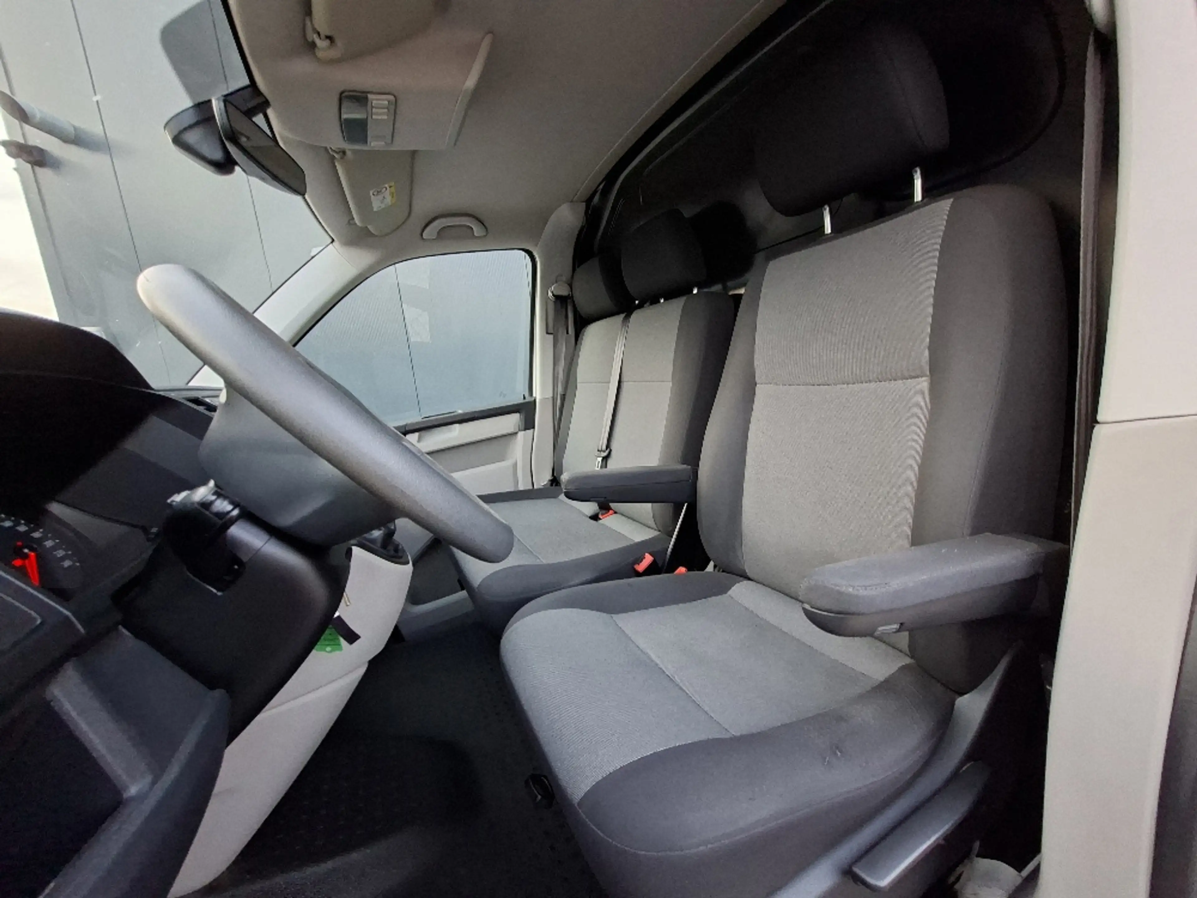 Volkswagen Transporter 2.0 TDI L1H1 * Airco * Parkeersensoren * Cruise Co — photo 4
