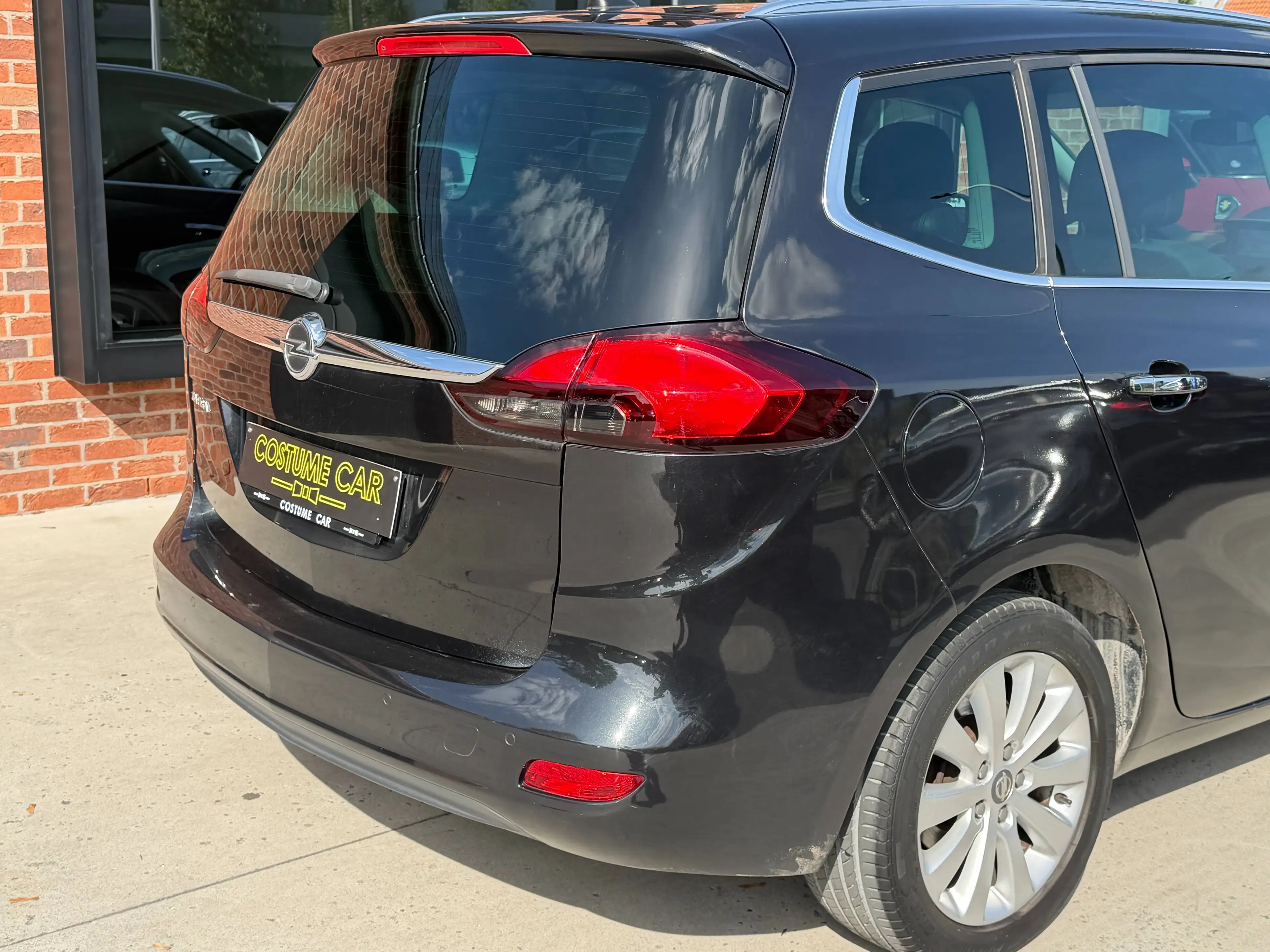 Opel Zafira Tourer 1.4 Turbo - 7 places - Climatisation - Navigation — photo 12