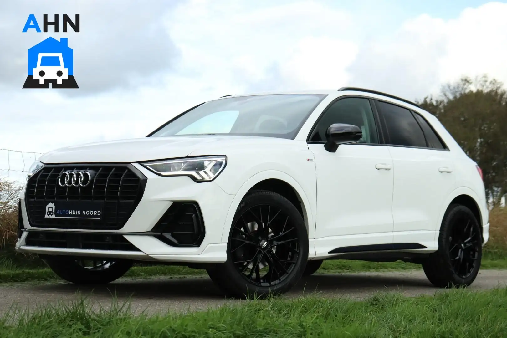 Audi Q3 35 TFSI / S-Line / Black Optic / 150PK / Matrix LE Blanc - 1
