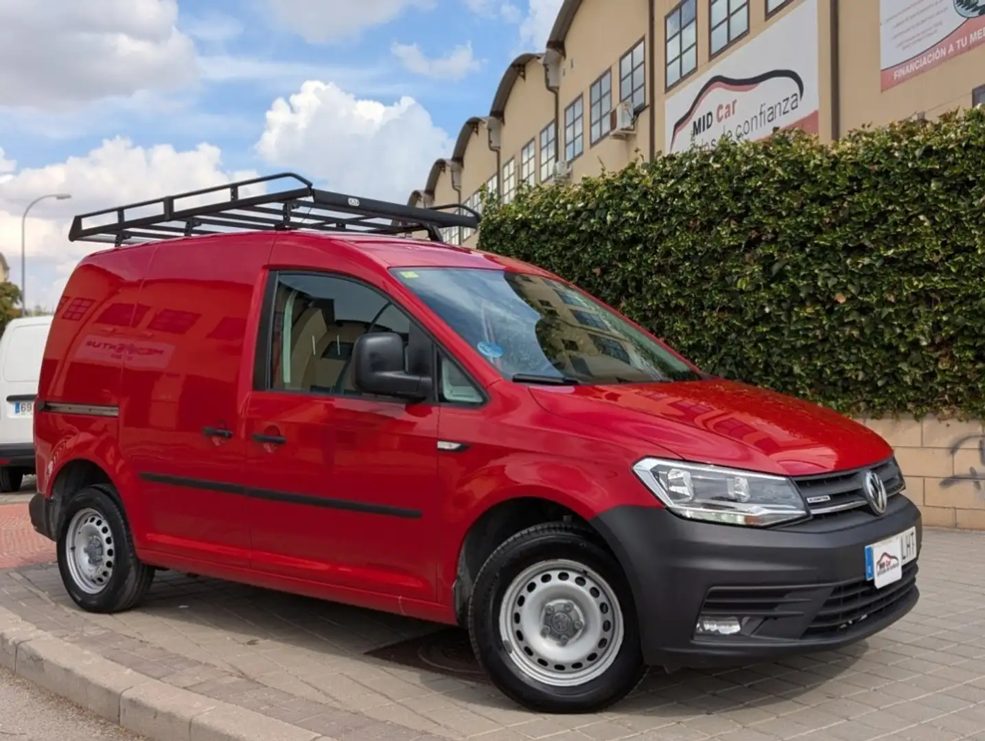 Volkswagen Caddy Furgón 1.4TGI Business GNC Rojo - 1