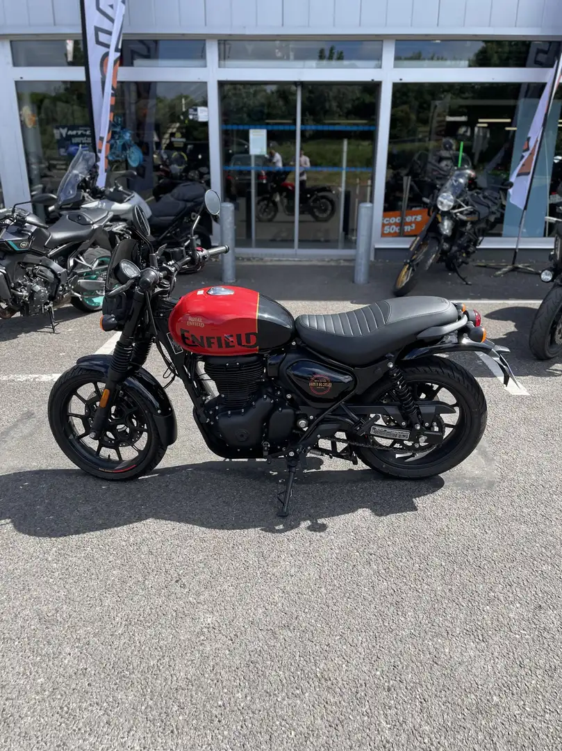 Royal Enfield Rosso - 1