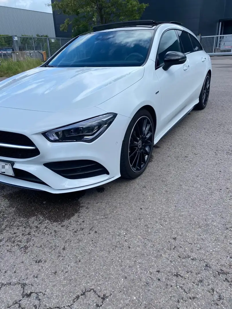 Mercedes-Benz CLA 200 Белый - 1