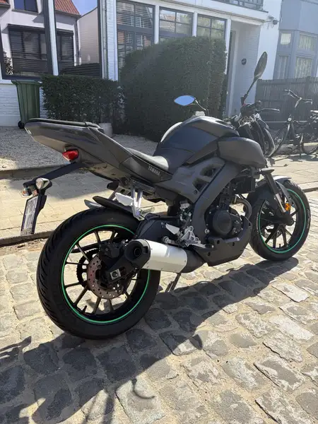 Yamaha MT-125 - foto 2