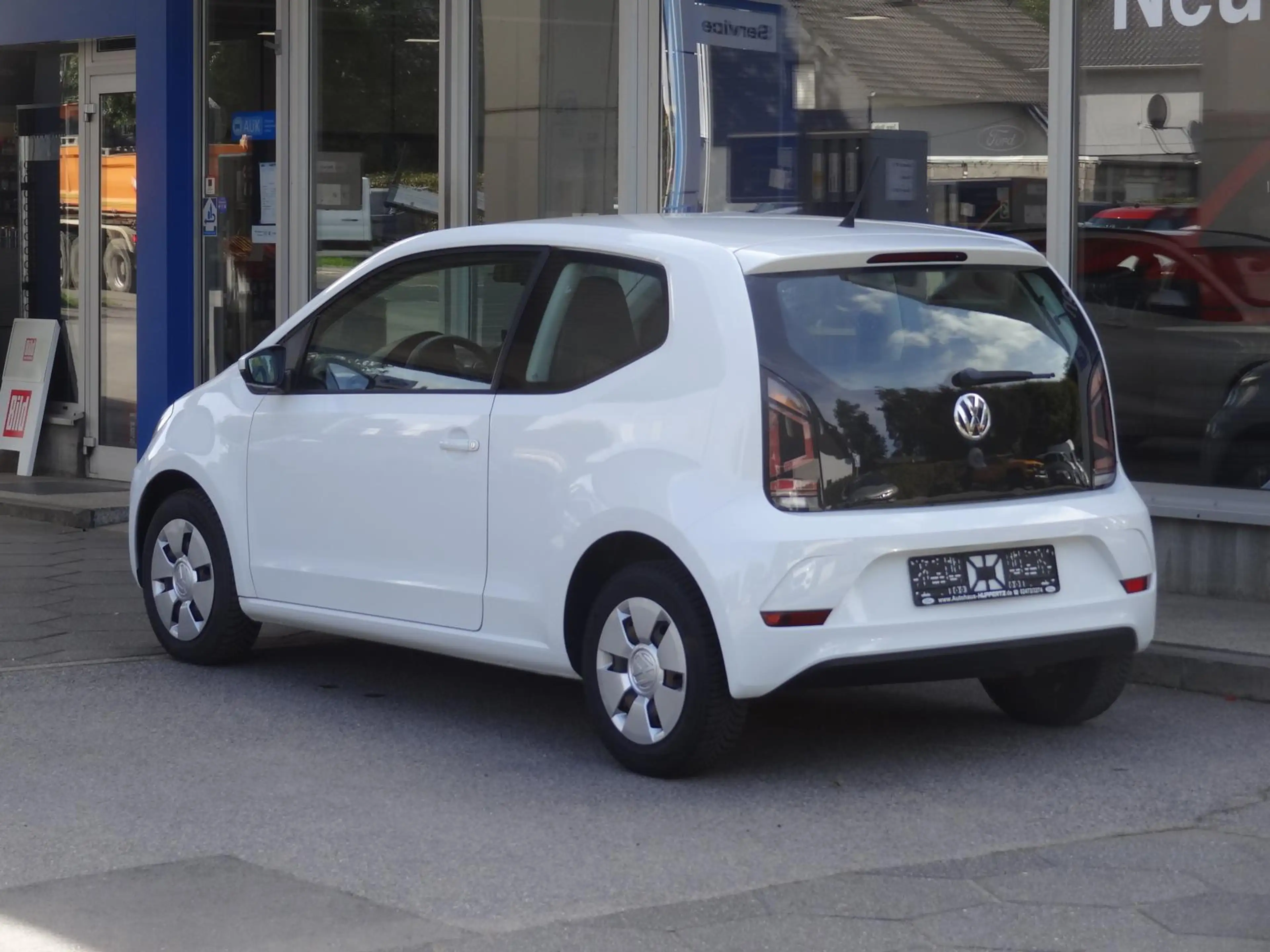 Volkswagen up! 1.0 *WINTERREIFEN*HU/TÜV bis 01/2028* — photo 6