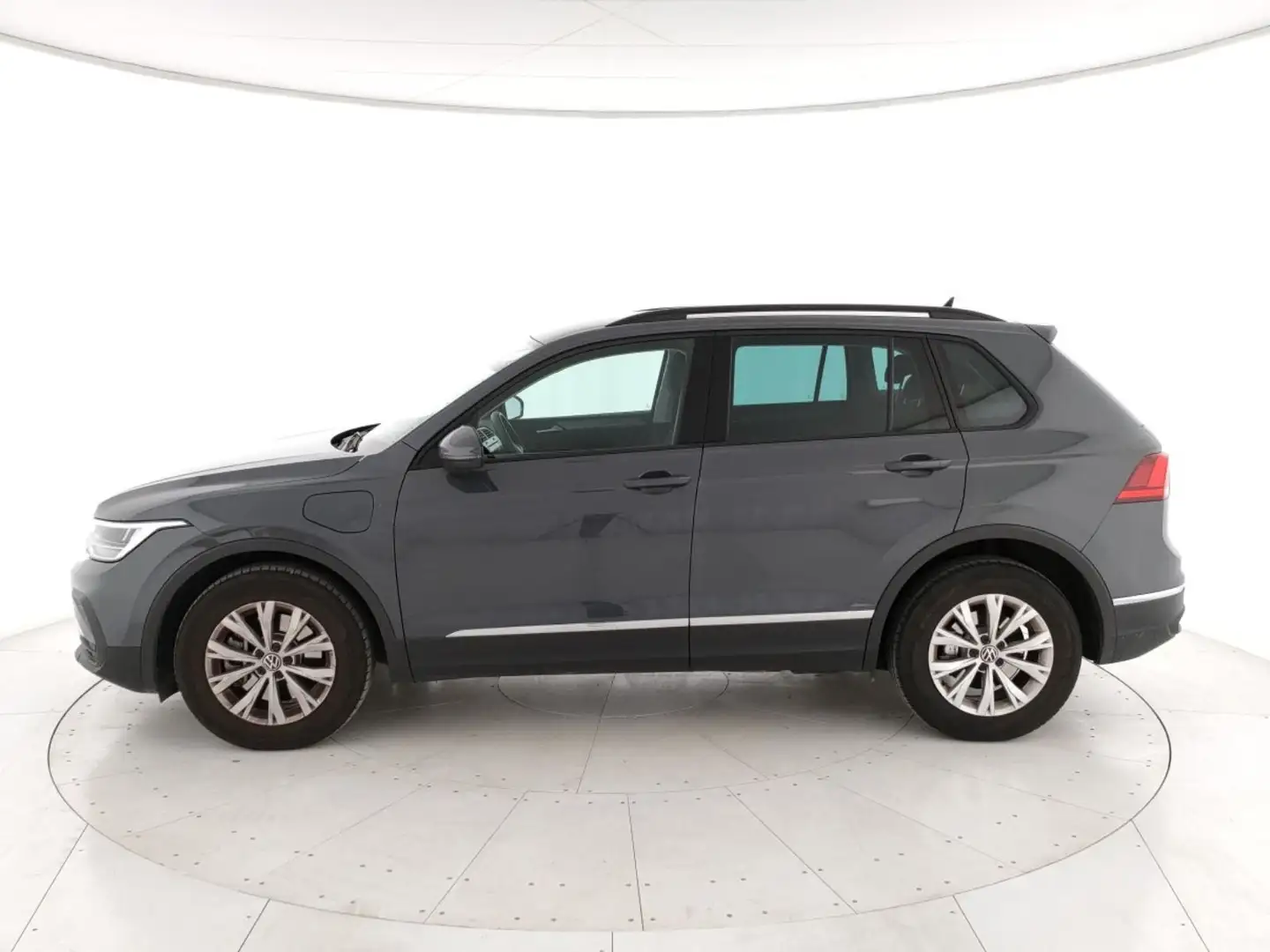 Volkswagen Tiguan 1.4 tsi eh PHEV Life dsg Grau - 2