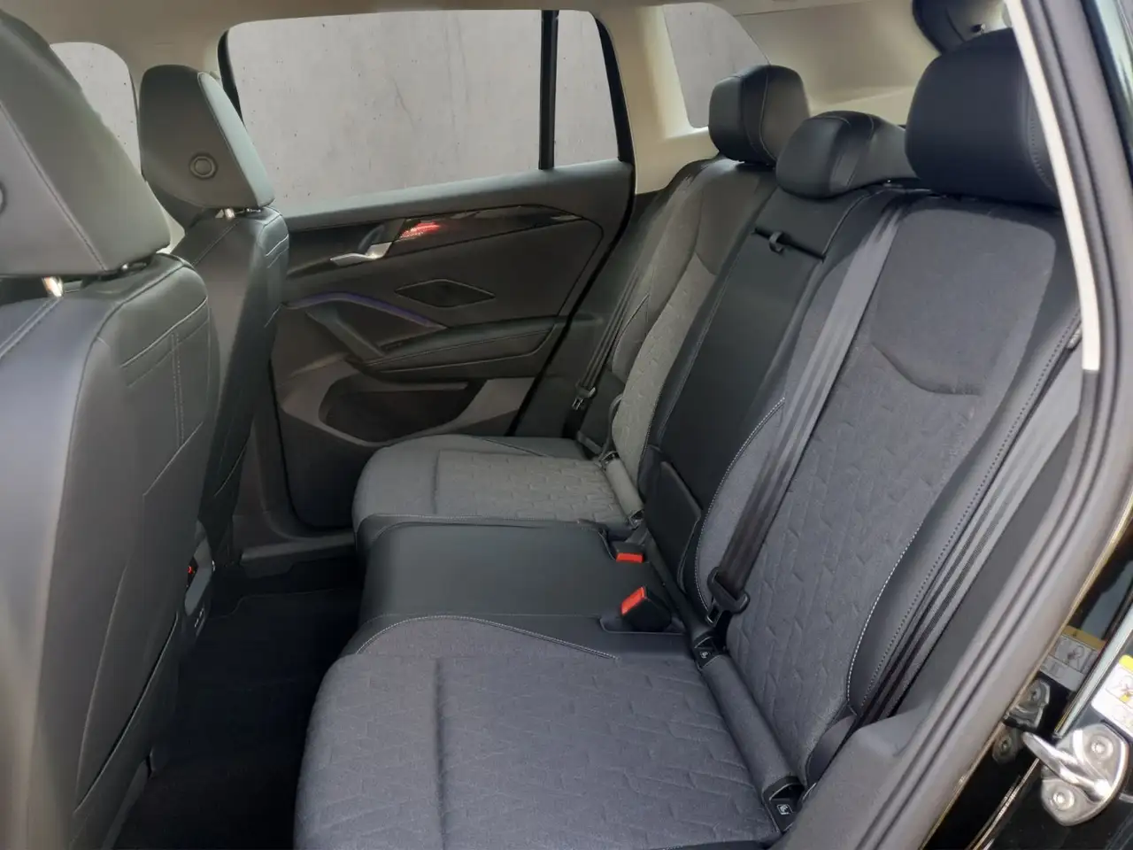 Volkswagen Tiguan 1.5 eTSI Life DSG 360°-Kamera 11