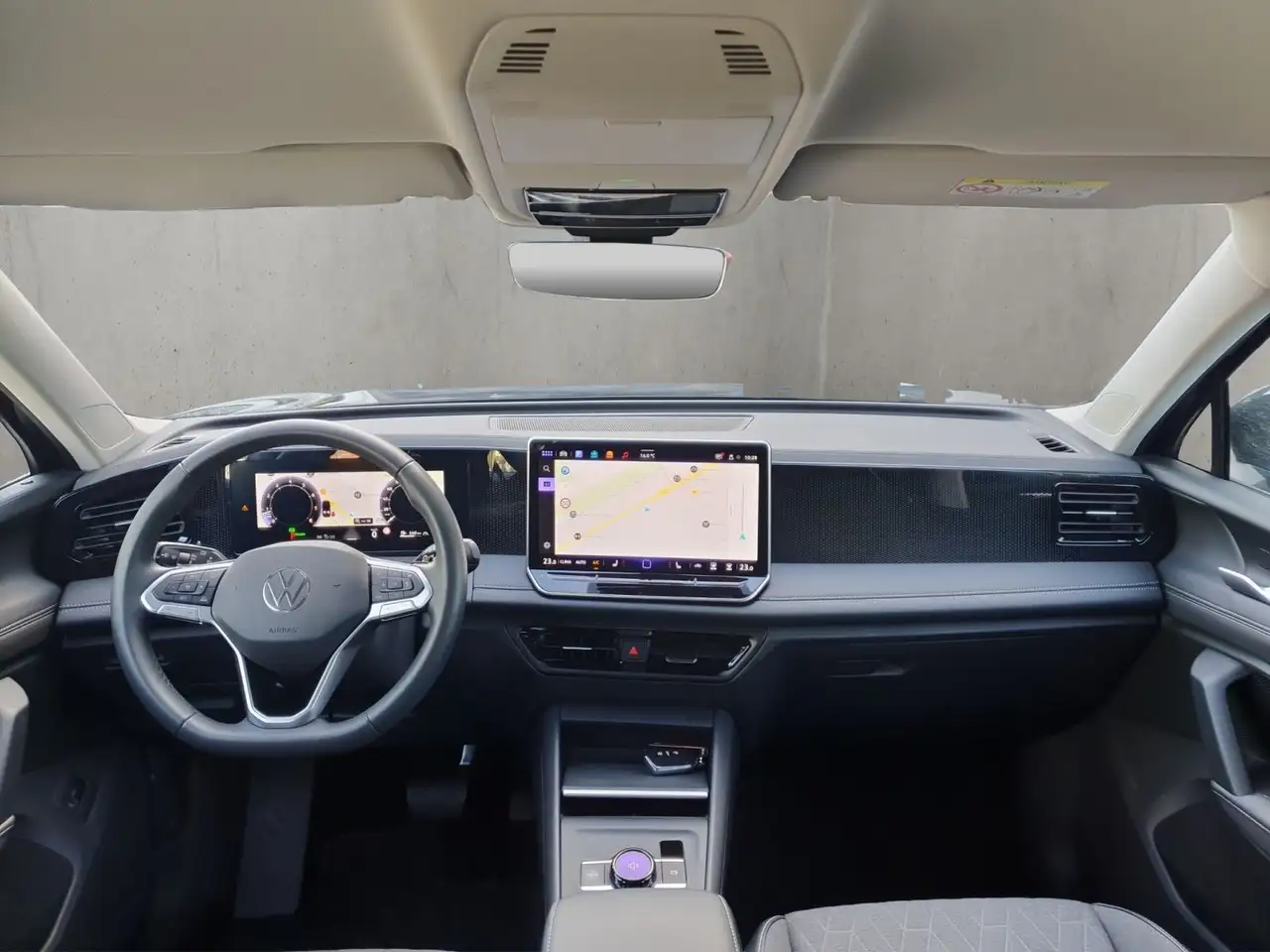 Volkswagen Tiguan 1.5 eTSI Life DSG 360°-Kamera 12