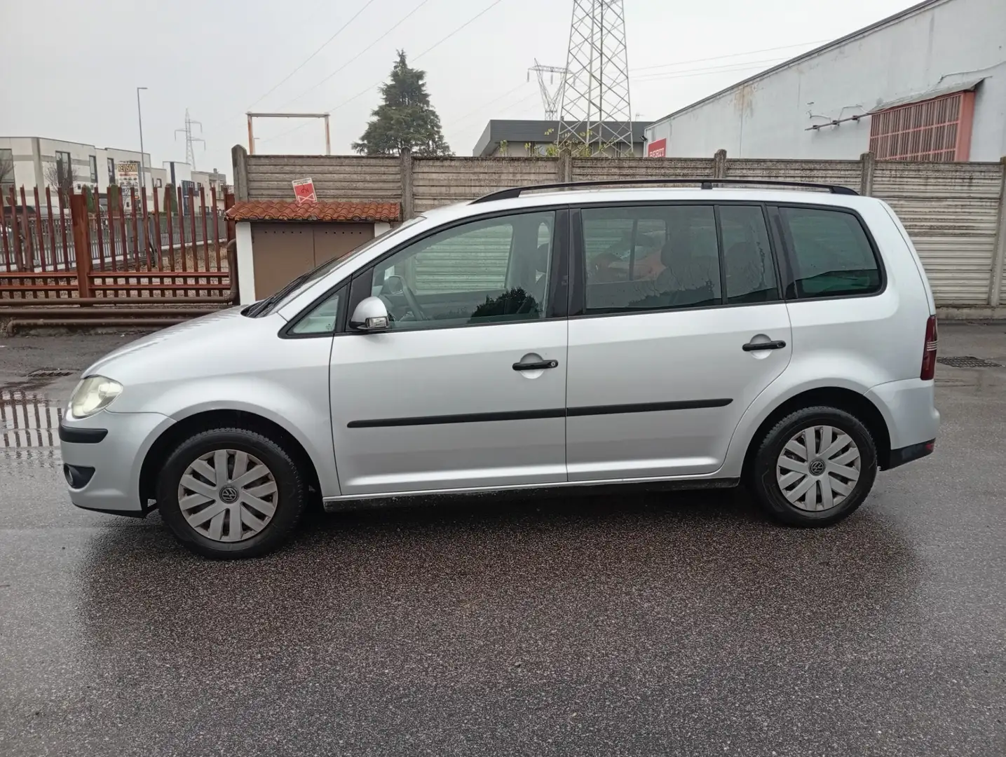 Volkswagen Touran 1.6 Trendline Bifuel G Argento - 2