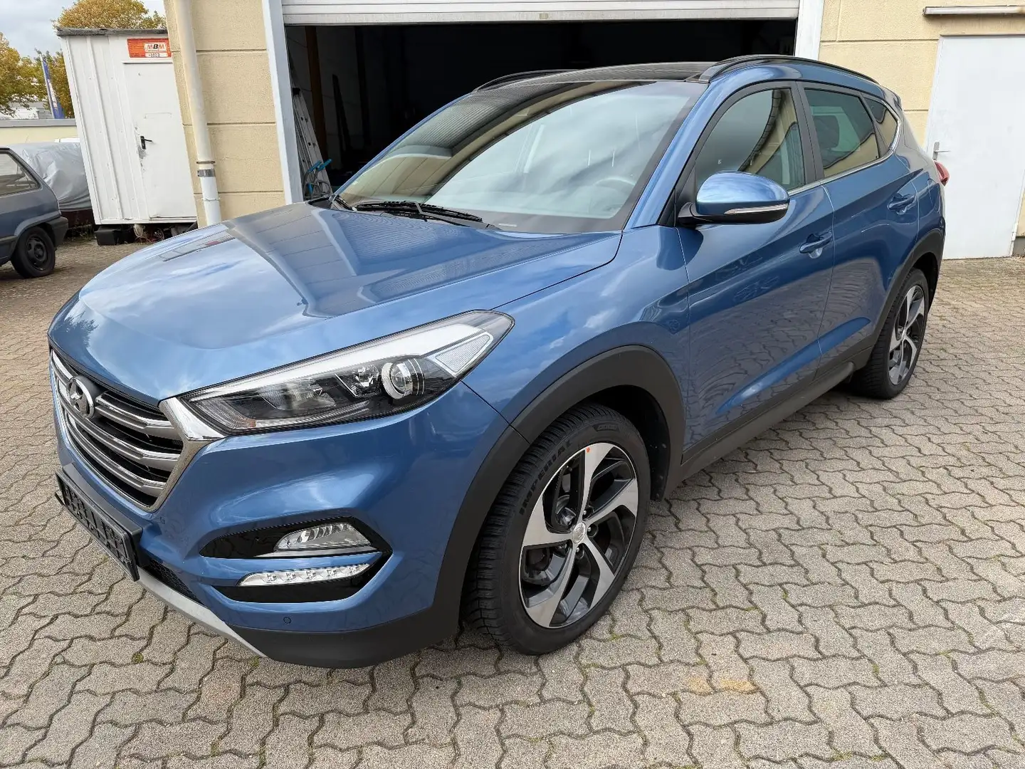 Hyundai TUCSON Style 4WD Blau - 2