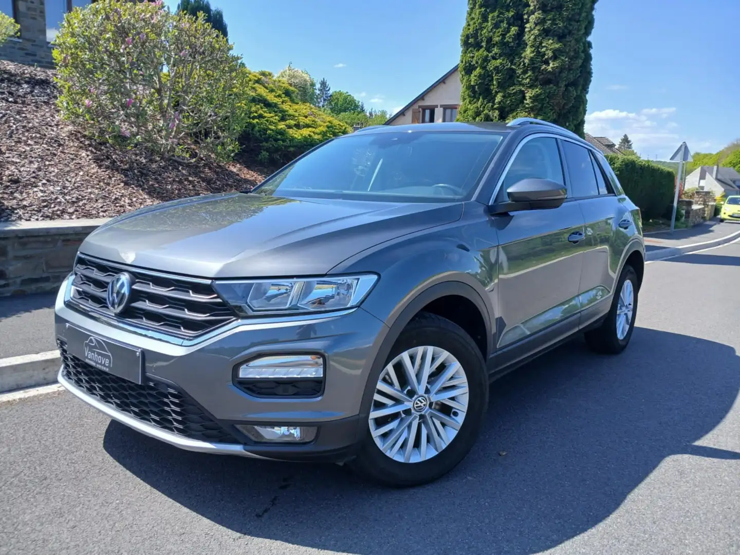 Volkswagen T-Roc 1.0 TSI Style OPF Grijs - 1