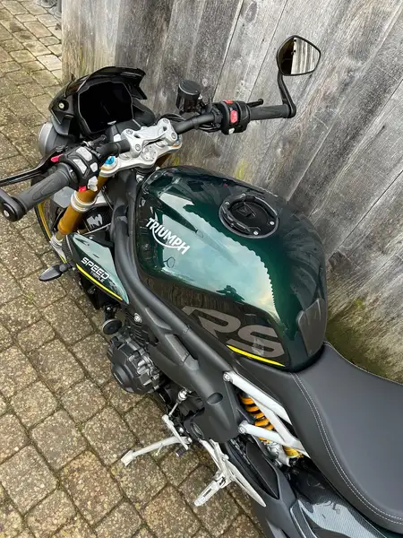 Triumph Speed Triple 1200 RS - foto 6