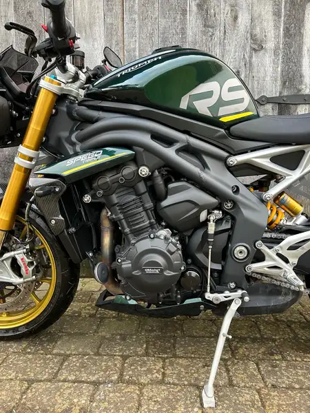 Triumph Speed Triple 1200 RS - foto 7