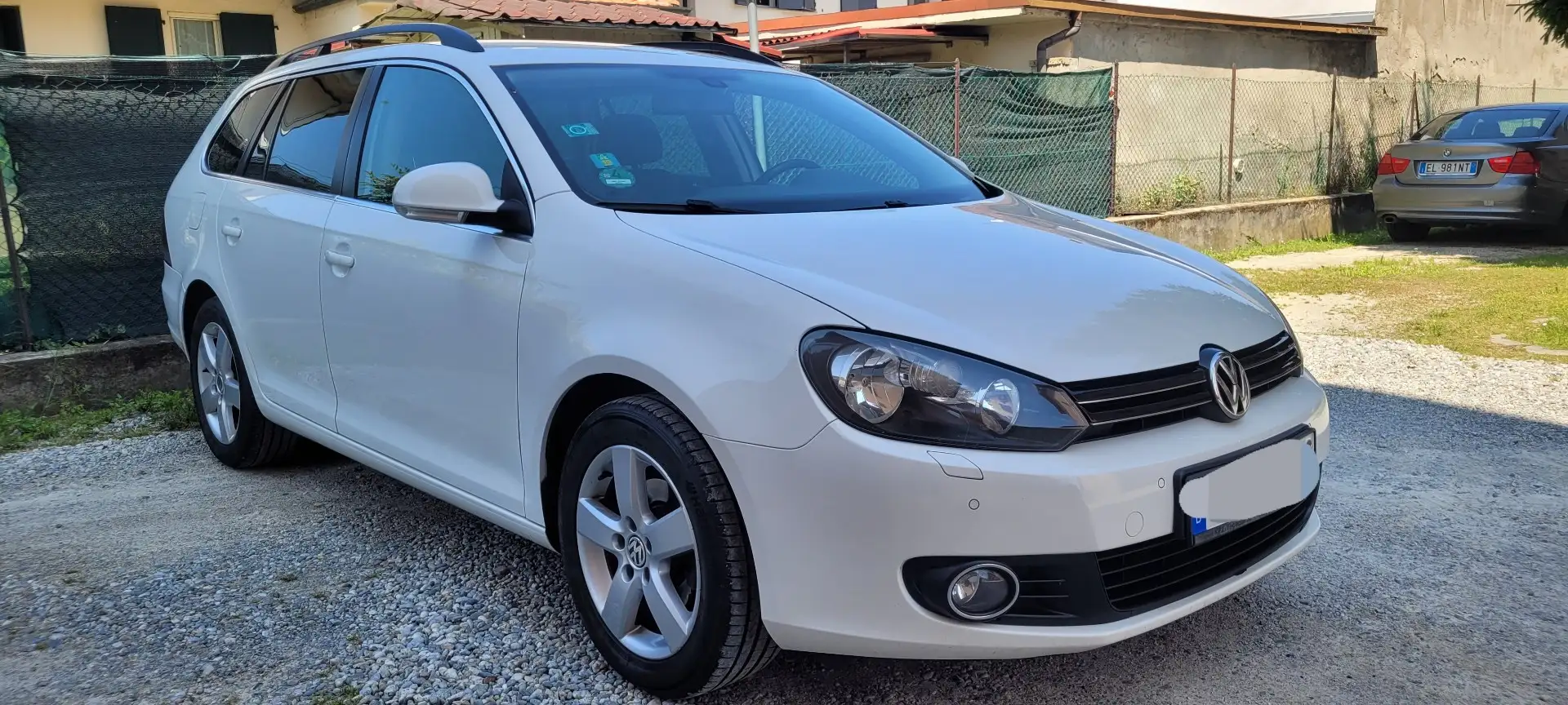 Volkswagen Golf 1.6 TDI DPF BlueMotion Technology move Bianco - 1