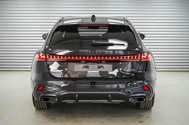 Audi A5 view 4